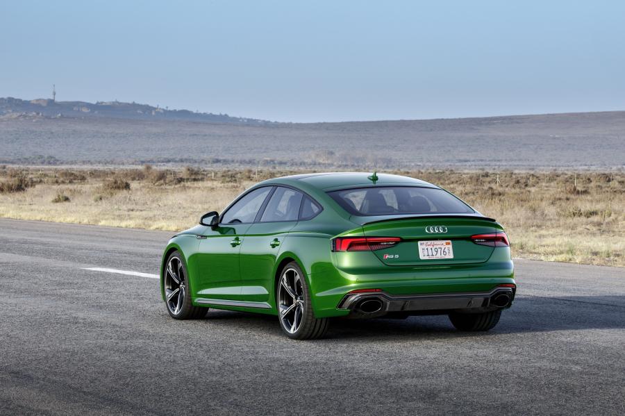  Audi RS5 Sportback 2018 года  (NA) (фото 35 из 40)